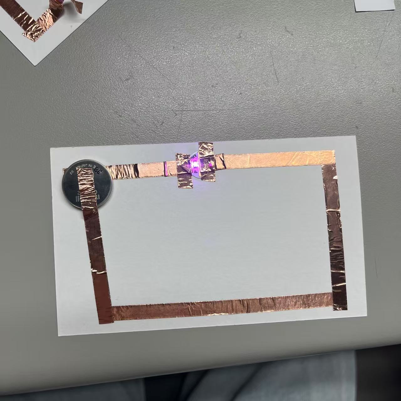 Simplest parallel circuit