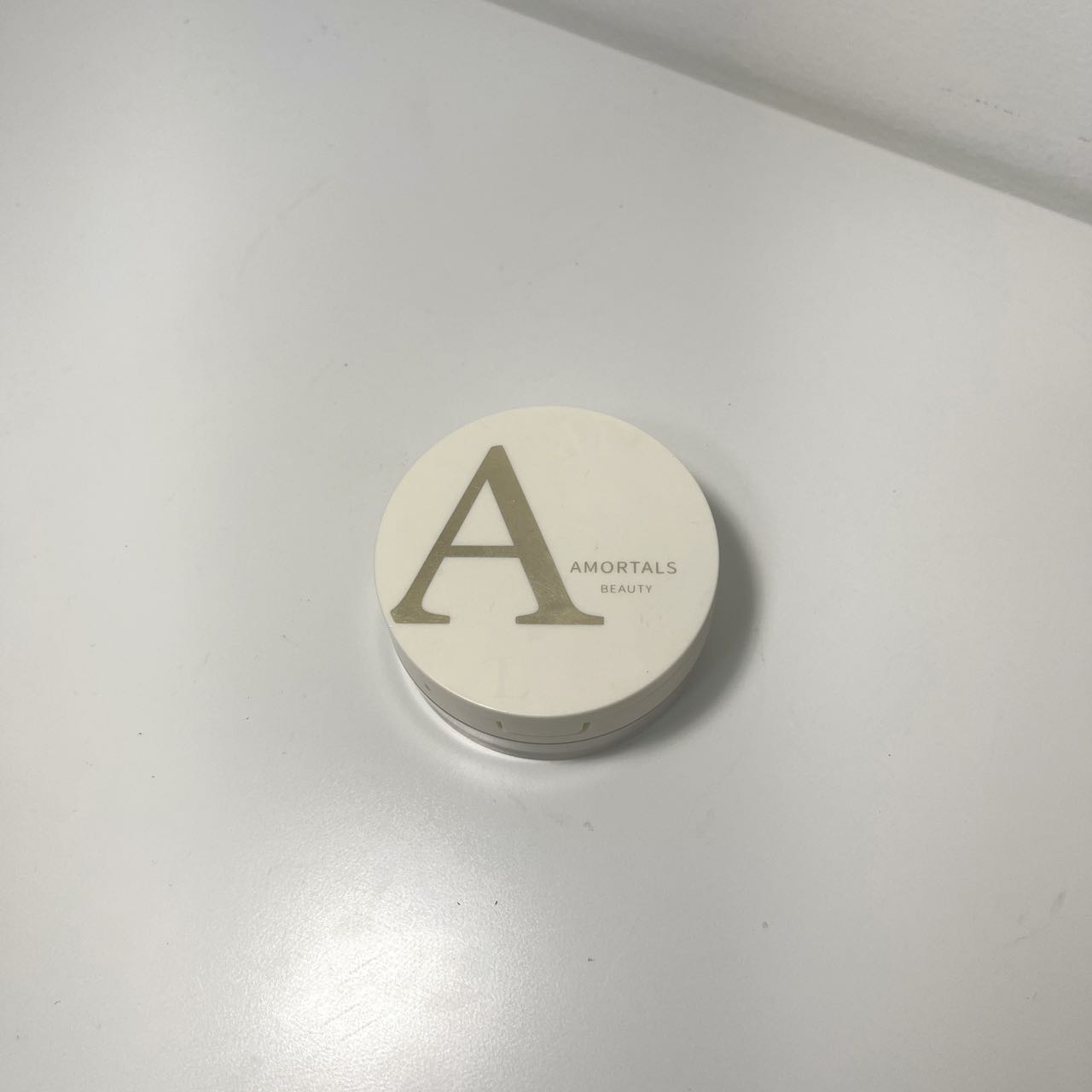 Loose powder front photo